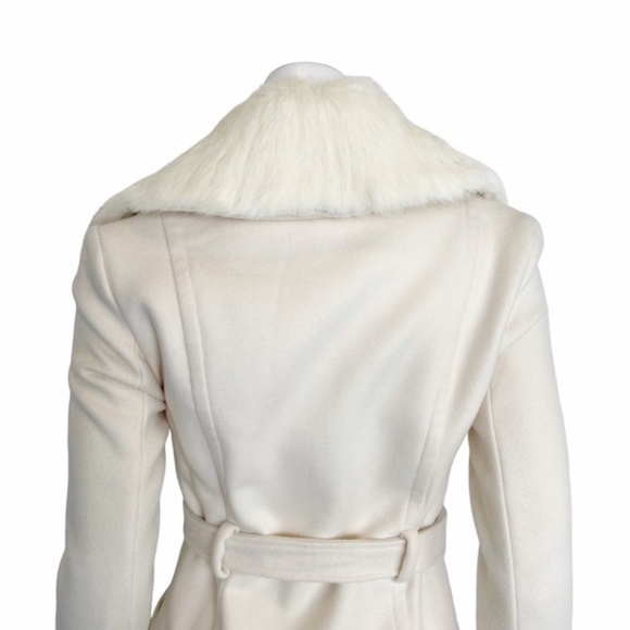 BebeWomen's Cream Wool Blend Rabbit Fur Collar Pea CoatSize: S